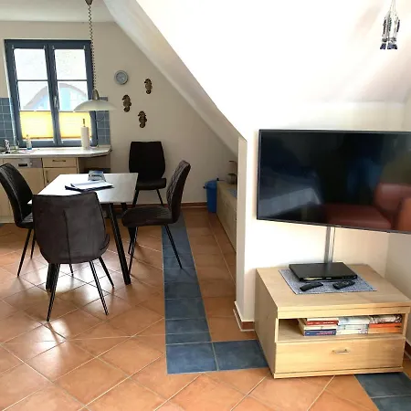 Neue Reihe 43 Regulus Og Apartment